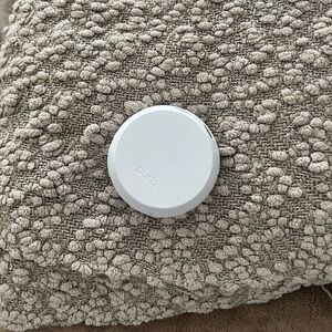 Pura ( includes a fragrance )